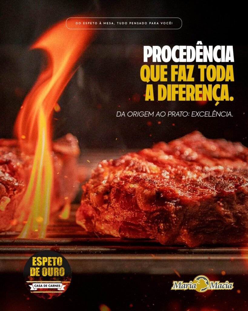 Picanha assando na brasa com labareda